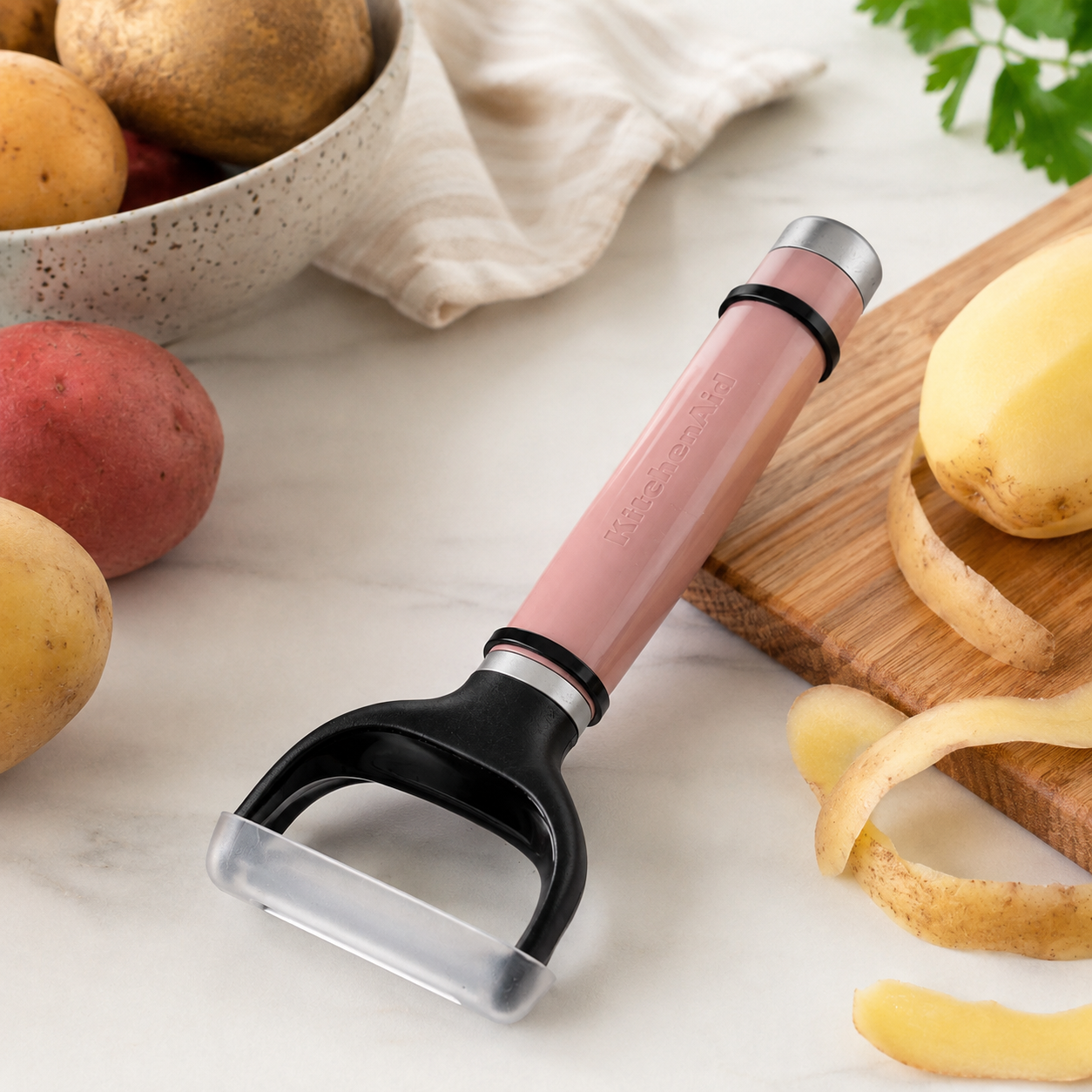KitchenAid Y Peeler with Protective Blade Cover – Light Pink, Dishwasher Safe Vegetable & Fruit Peeler
